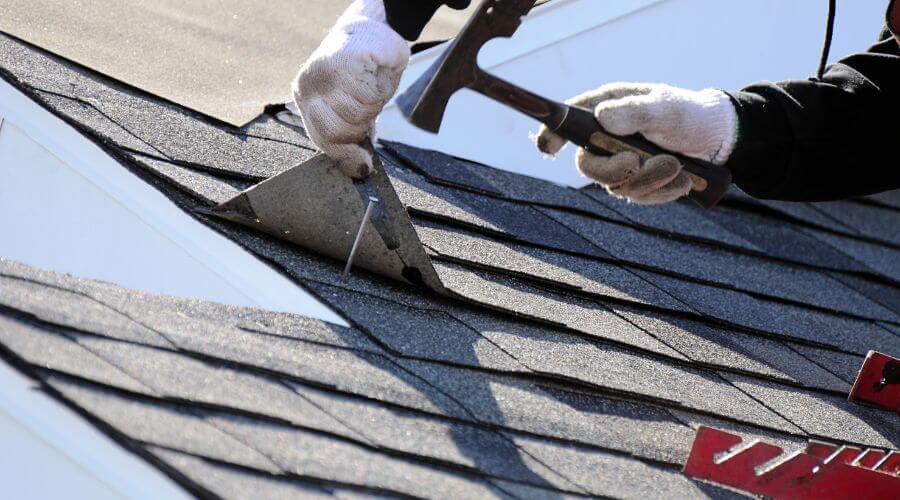 Professional gutter cleaning in Artesia, NM